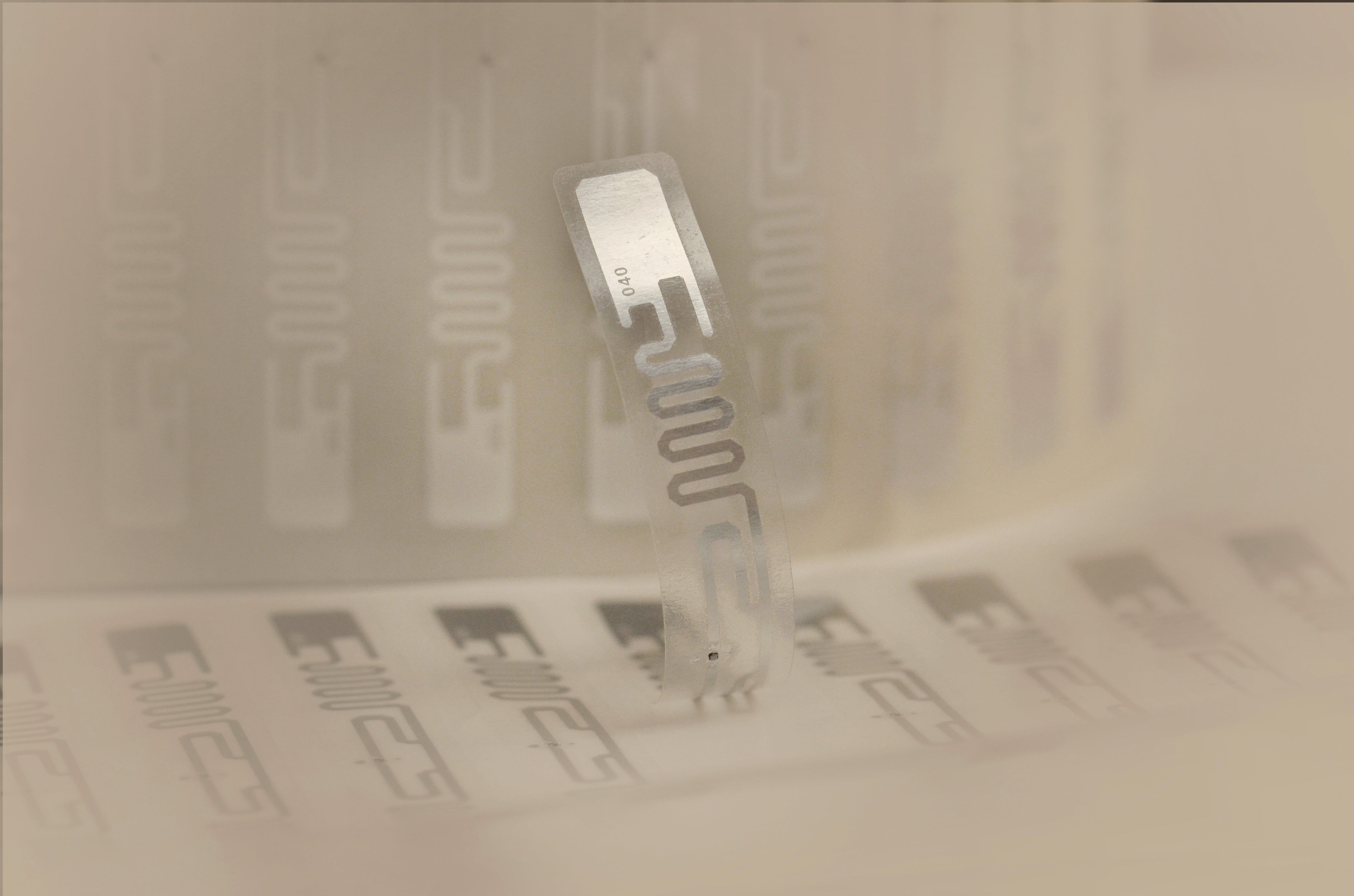 Alien Squiggle REF-040 Reference Design